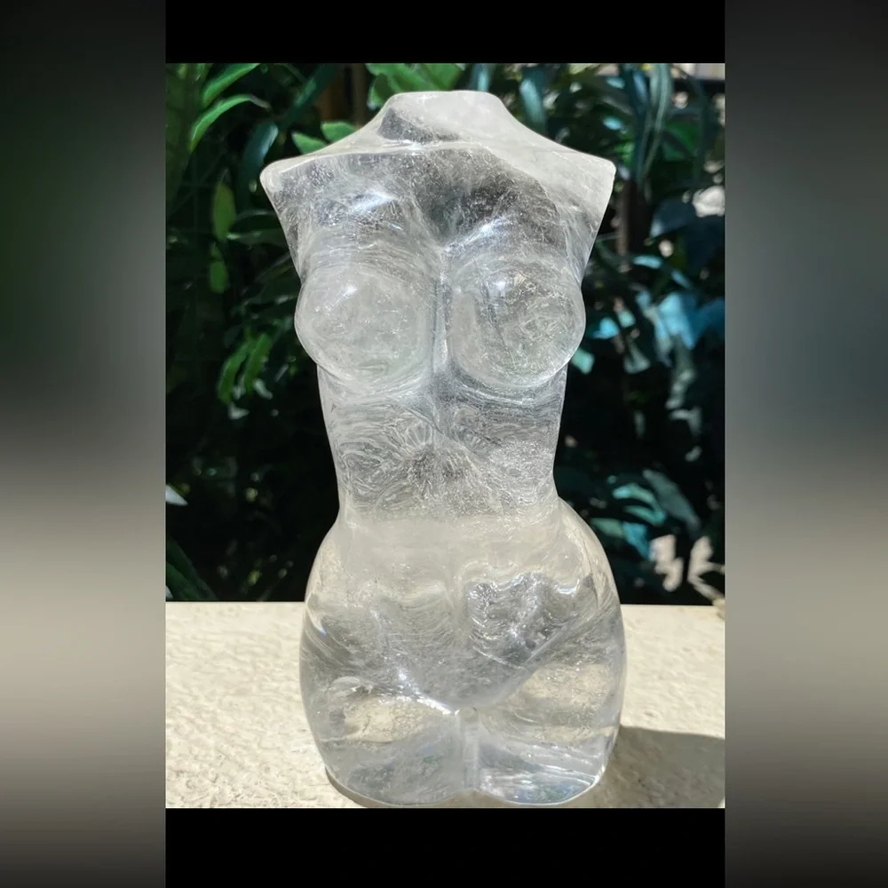 3LB Quartz Goddess - Picture 6 of 11
